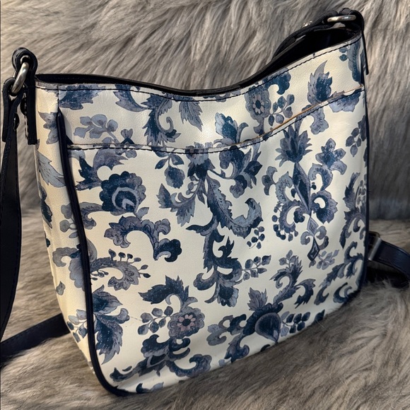 Patricia Nash Floral Patterned Leather Crossbody Bag - Picture 7 of 9